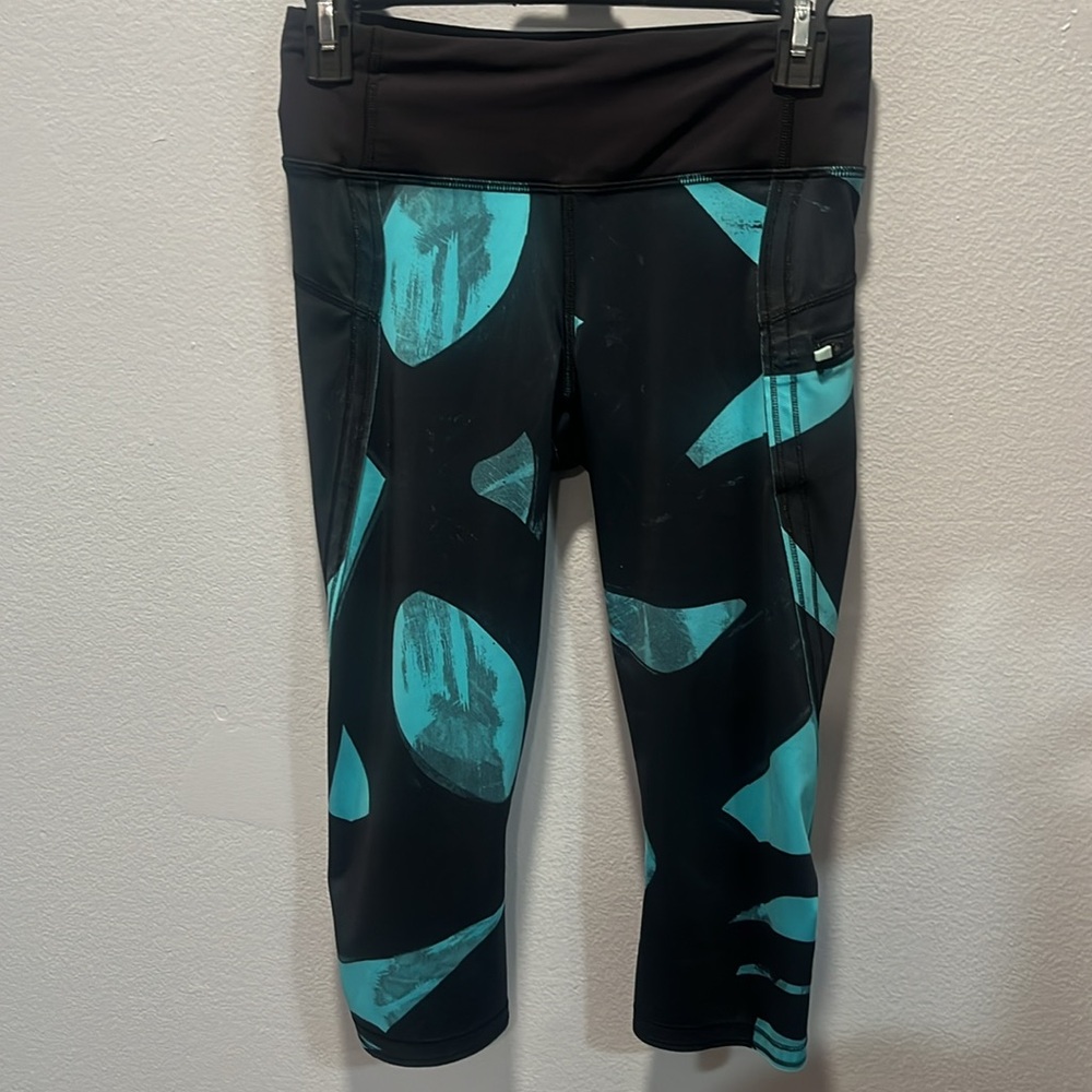 Lululemon leggings - Picture 6 of 10
